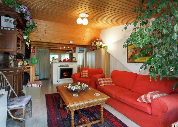 Апартаменты Cosy In With Terrace *