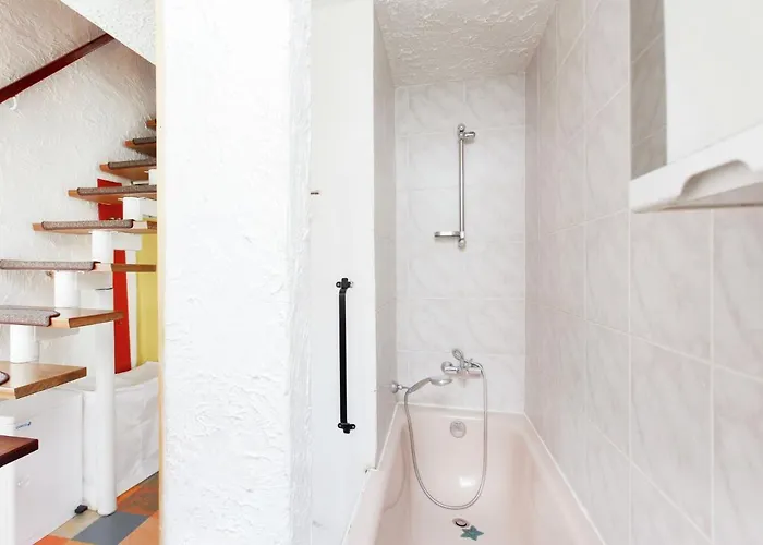 Cosy In With Terrace Apartment