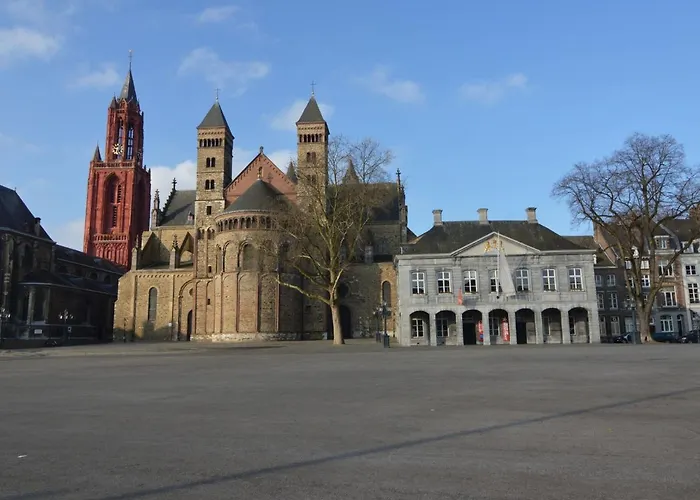 Cosy In With Terrace *